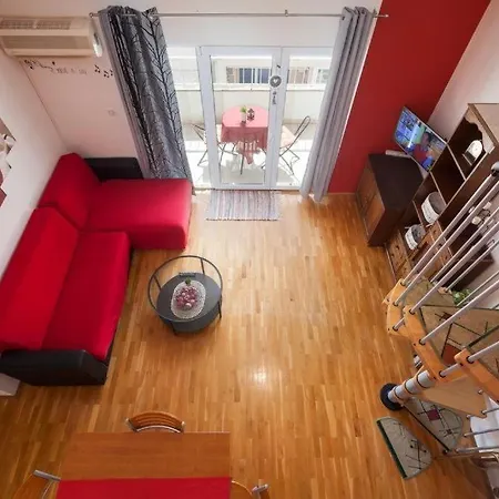 Appartamento With A Parking Space - 22851 Makarska